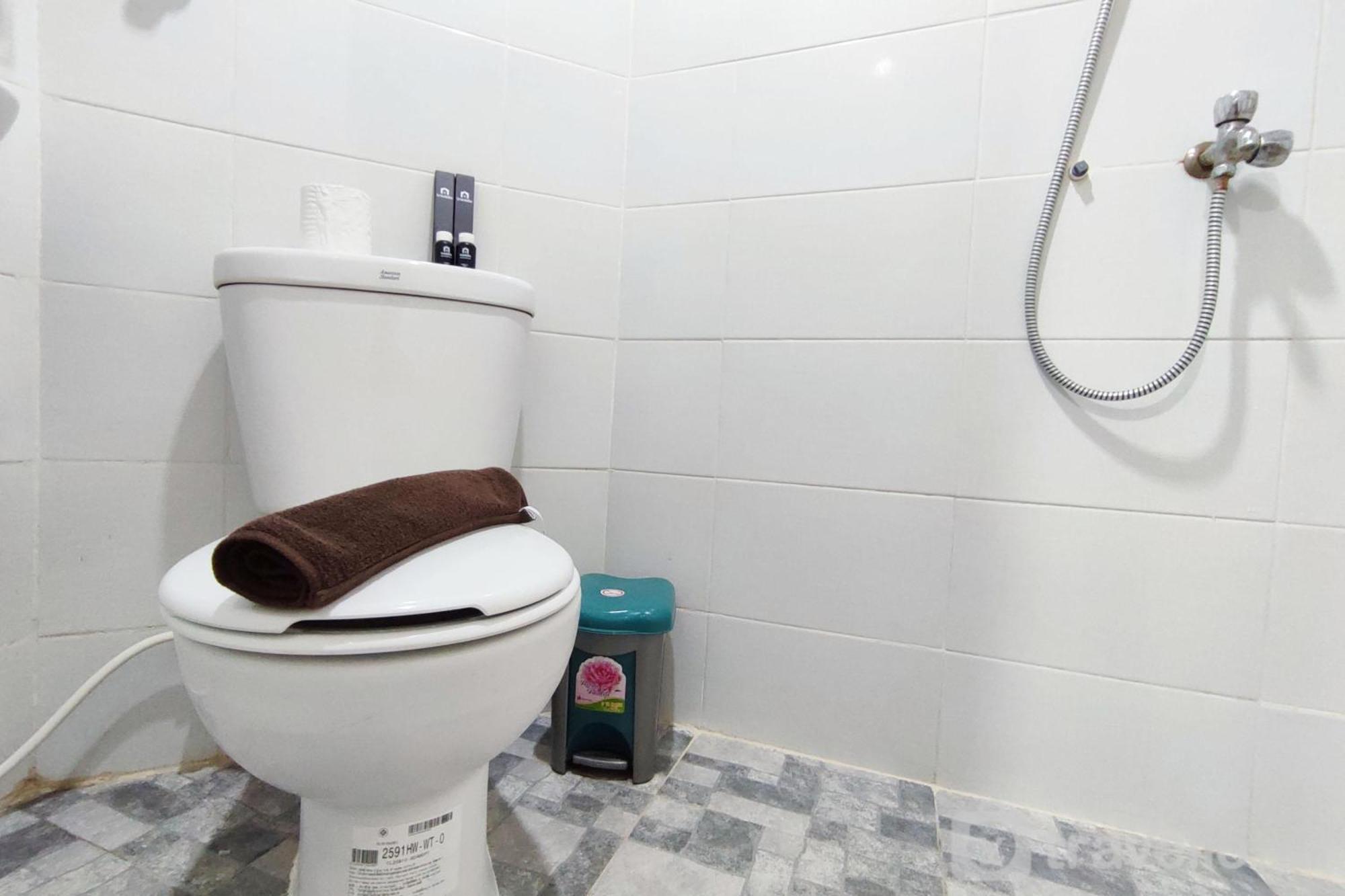 Apartemen Comfortable And Modern 1br Without Living At Amartha View By Travelio